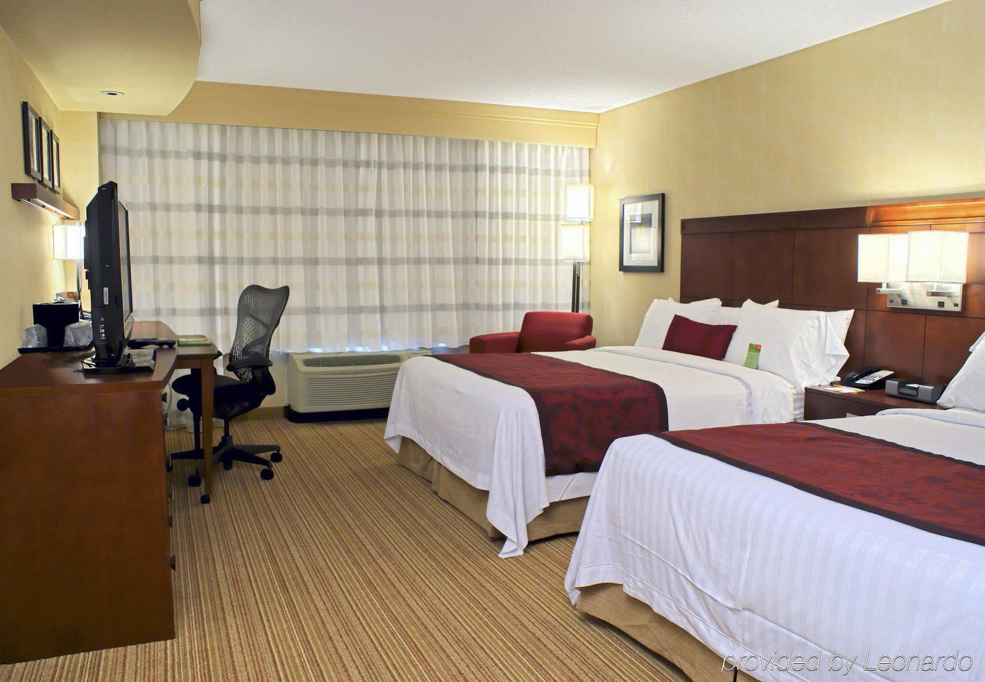 Courtyard By Marriott Silver Spring Downtown Oda fotoğraf